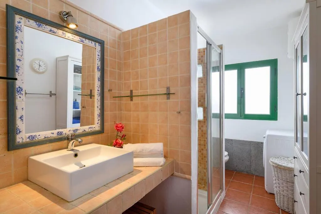 Apartment Hermosa Casa Vacacional, Muy Cerca A La Playa. Guatiza Spain